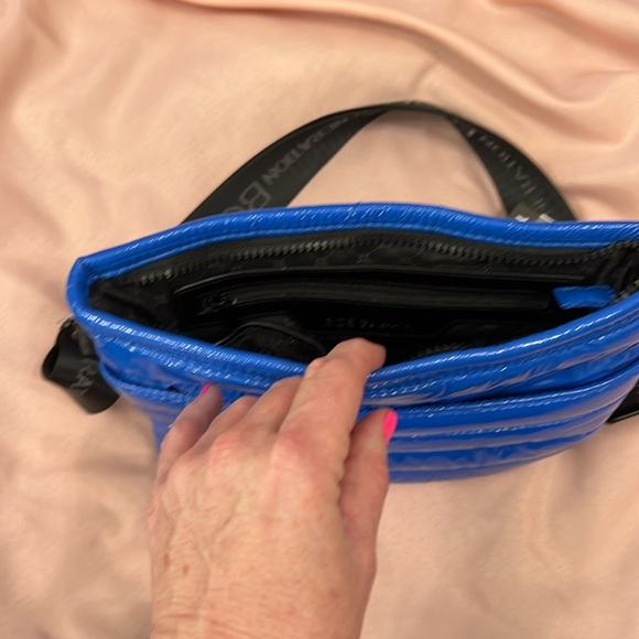BCBGENERATION Blue Puffer Shoulder or Crossbody - Picture 6 of 7